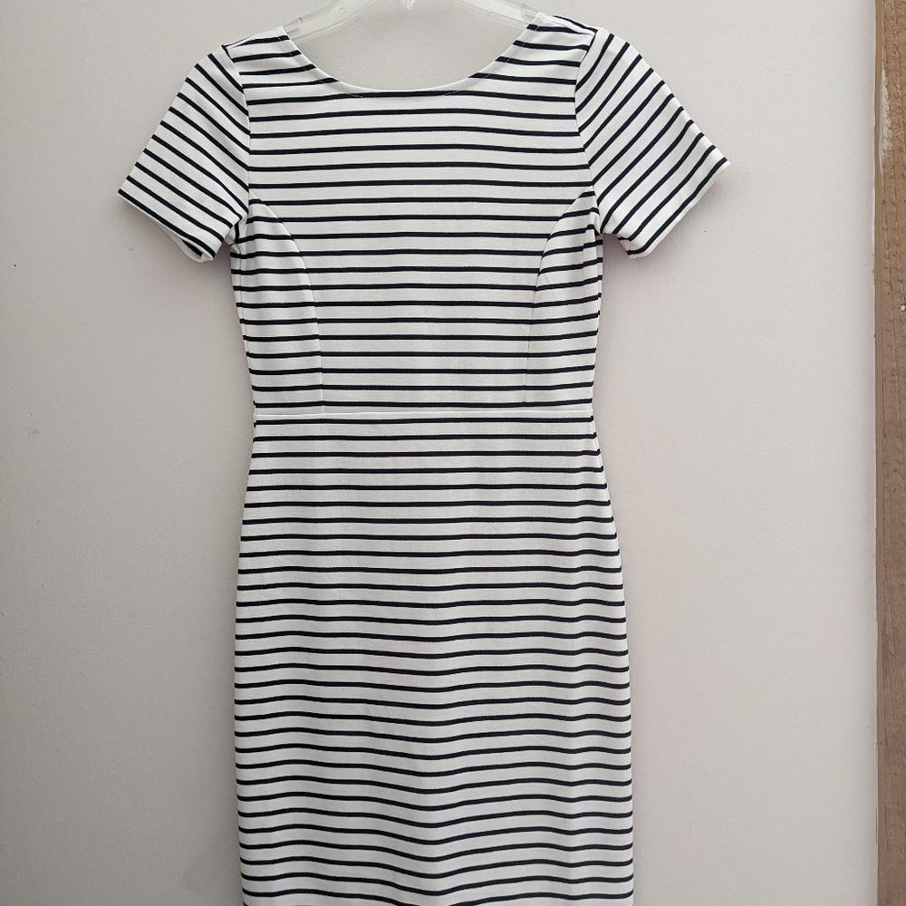 Banana Republic striped black white midi dress 00P